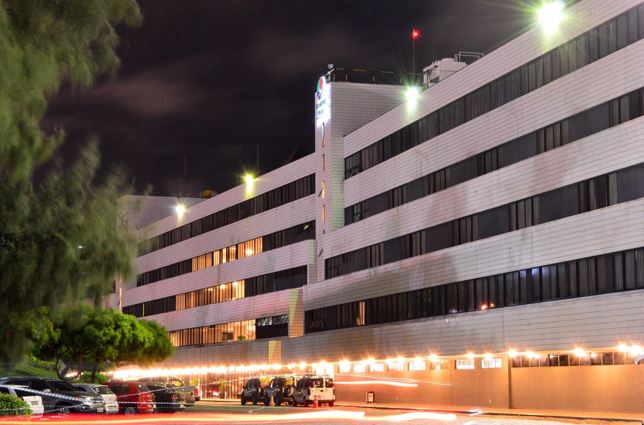 Marina Park Hotel Fortaleza  Exterior photo The headquarters of the airline in Madrid